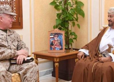 ملاقات فرمانده تروریست های آمریکایی سنتکام با وزیر دفاع عمان