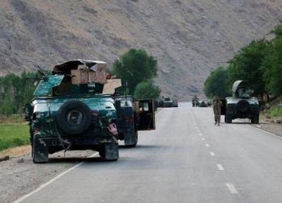 فرار سربازان دولتی افغان به تاجیکستان و تسلط طالبان بر مرز این کشور، صدها نفر از نیروهای ارتش،پلیس و اطلاعات،پاسگاه های نظامی را تسلیم طالبان کردند